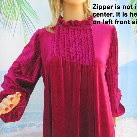 Sz MED Lisanne Robe, Full length zip front robe, Raspberry pink polyester/nylon - Picture 3 of 14